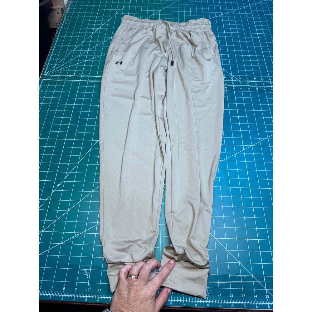 Under Armour Womens Tan Khaki Joggers Athletic Sweatpants HeatGear Small